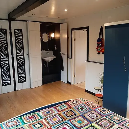 Voorhuisje Op Eiland 度假居 De Woude